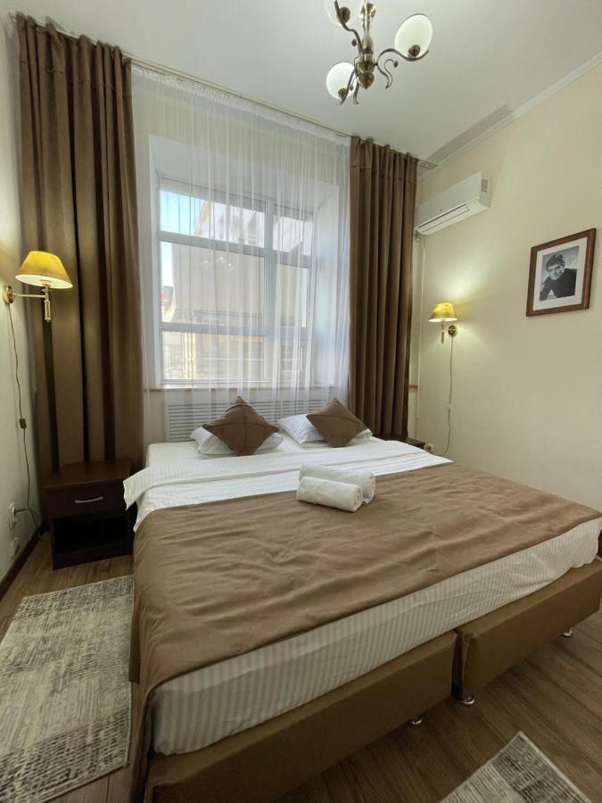 Belon Land Hotell Astana Exteriör bild